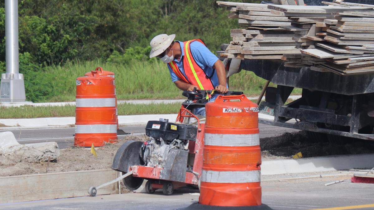 Publix is planning a 49,692-square-foot supermarket at 13159 State Road 64 E., on the north side of Lakewood Ranch. The store is planned near a roundabout on State Road 64 East that recently opened to traffic, but where construction continues. A proposed opening date for the supermarket had not been announced.