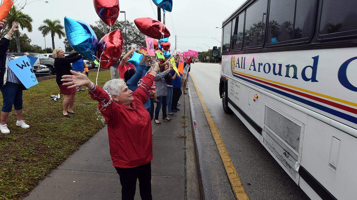 Manatee High School Sugar Cane supporters sent the team off with fanfare as they head to the National competition in Orlando on Thursday. 
 TIFFANY TOMPKINS/Bradenton Herald