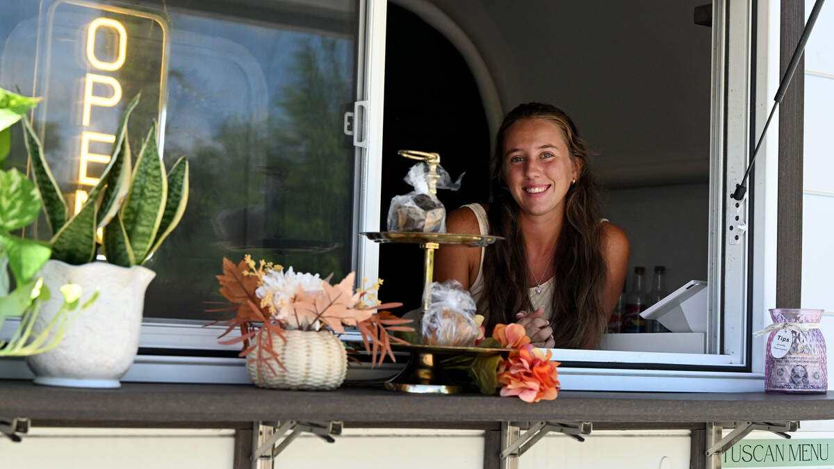 Drive-thru coffee spot opens in Manatee with ‘new creations for every season'
