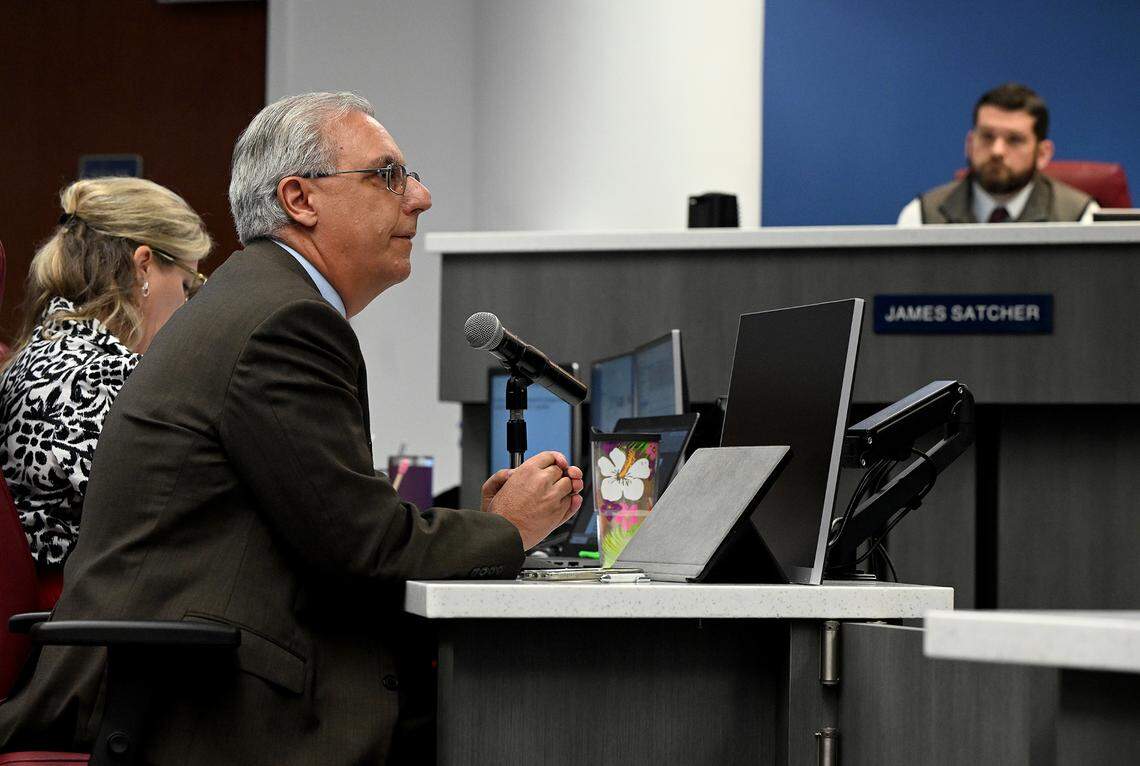 Daniel DeLisi, a consultant hired by the county to rewrite Manatee’s wetland buffer rules, addresses the commission during a Board of County Commissioners meeting on Thursday, Oct. 5, 2023.