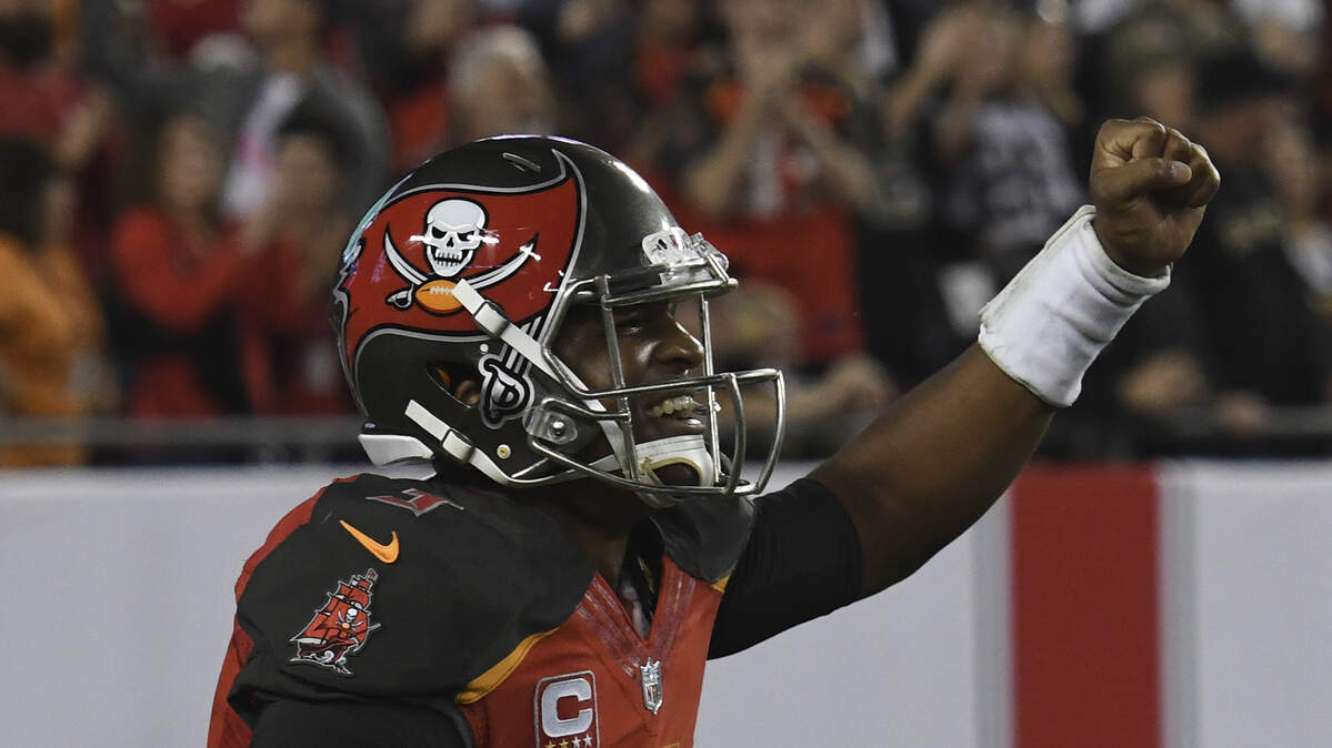Tampa Bay Buccaneers quarterback Jameis Winston (3) celebrates after throwing a touchdown pass against the New Orleans Saints during the second half of an NFL football game Sunday, Dec. 31, 2017, in Tampa, Fla.