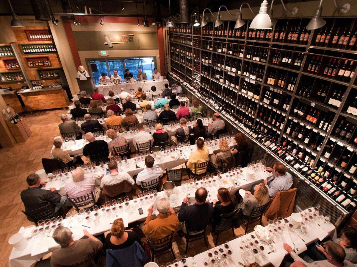 The annual Forks and Corks Food and Wine Festival features wine tasting and fine dining opportunities around Bradenton and Sarasota.