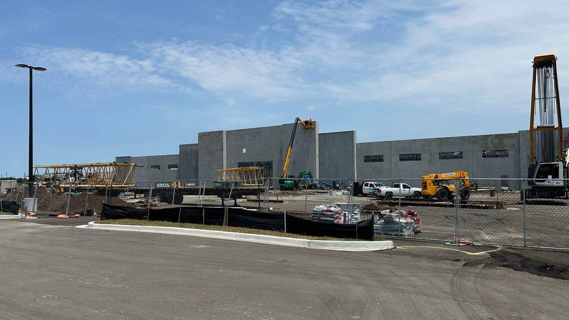 New sporting goods store under construction in Bradenton. It’s coming together quickly