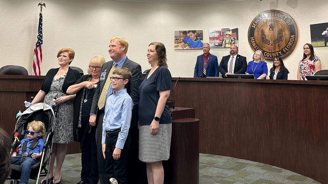 ‘I have a lot to learn.’ Jason Wysong sworn in as Manatee County’s new superintendent