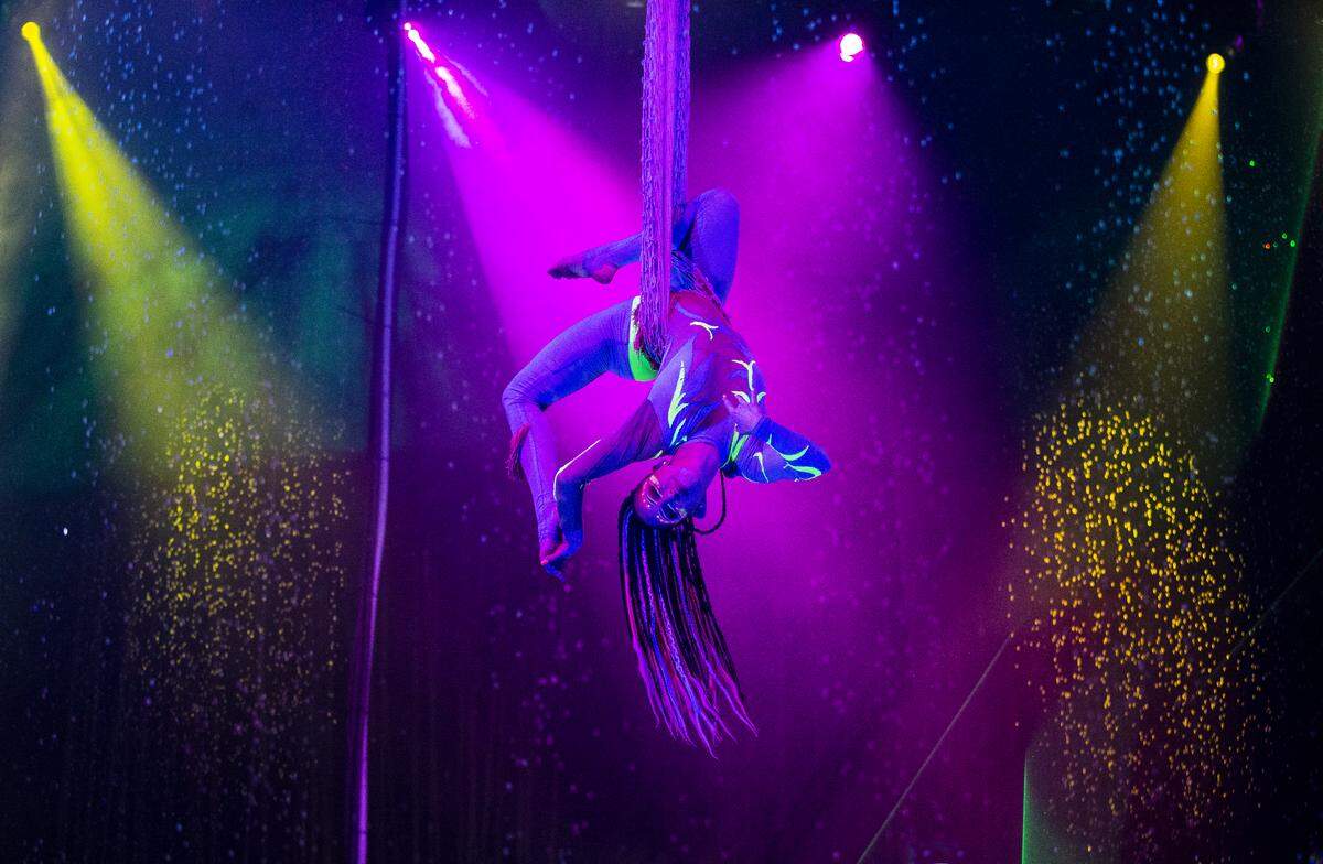 Corissa Fusco performs during the Cirque Italia, the first traveling Italian Water Circus, performs in Harrisburg. Sept. 05, 2019.Sean Simmers | ssimmers@pennlive.com
