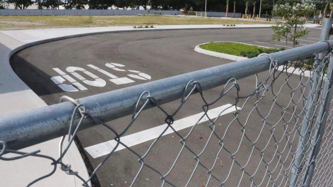 The former Albertson’s supermarket site at 75th Street West and Manatee Avenue West in Bradenton remains a vacant parking lot after Lucky’s Market went bankrupt.