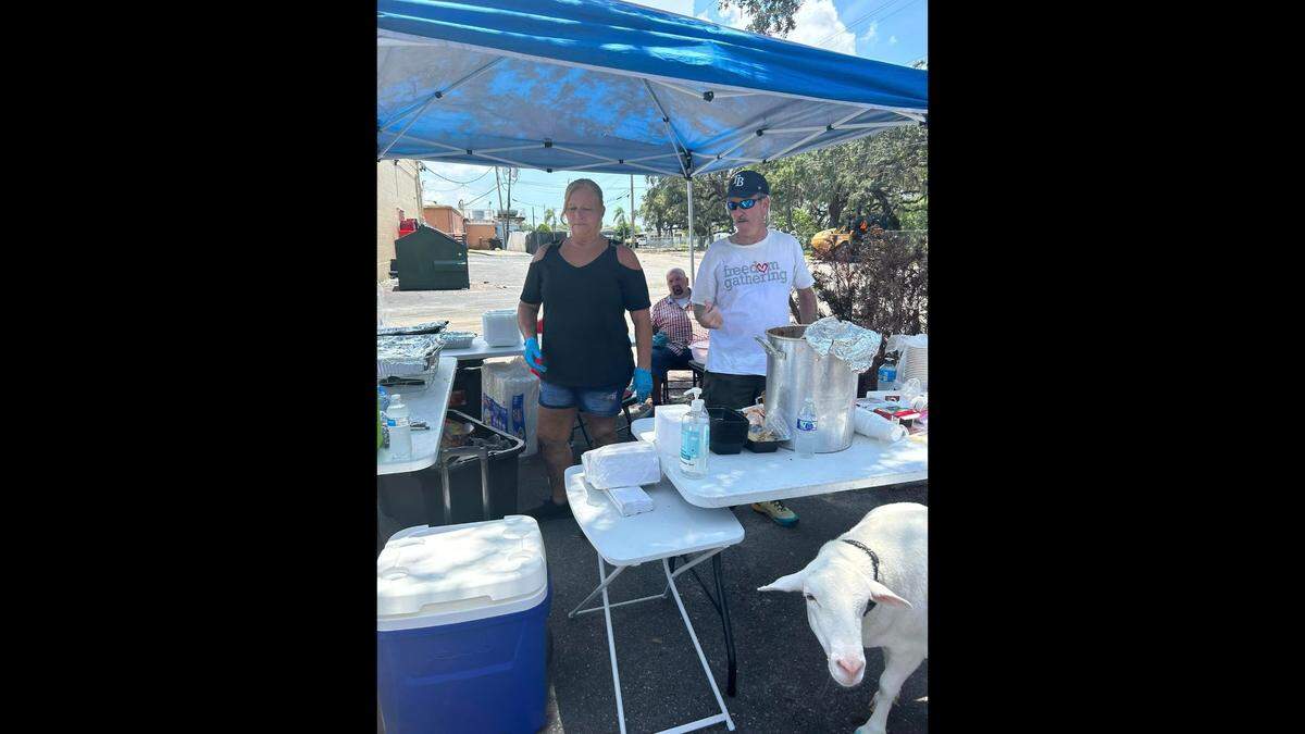A Palmetto nonprofit formerly based in Bradenton that feeds the homeless had their trailer stolen and has started a GoFundMe and raised $2,000