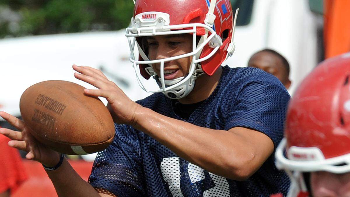 Manatee's A.J. Colagiovanni runs through drills during the team's walk-through on the field Thursday. 
 TIFFANY TOMPKINS-CONDIE/Bradenton Herald