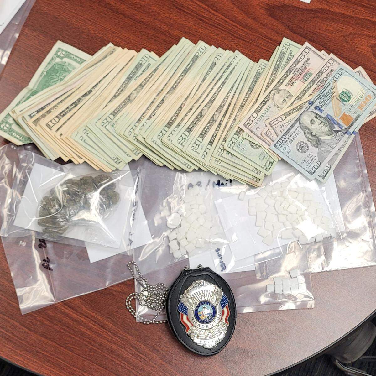 Bradenton Police Department’s narcotics unit along with their SWAT team discovered 53 grams of crack cocaine, around $3,000 while executing a search warrant of a 12-time convicted felon’s home, they say.  Police reported on social media that they discovered the money and drugs in the home of Brent Bernard Williams, 61. 