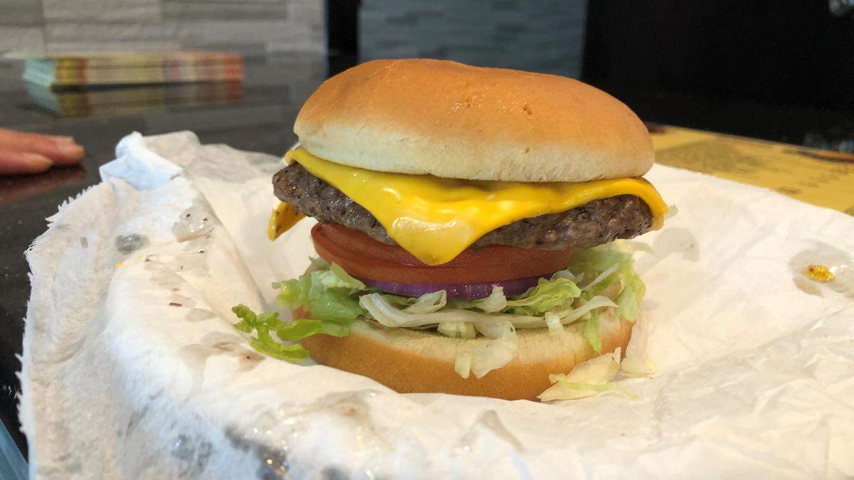 Cheeseburgers are made from certified fresh Angus beef at R Burgers N’ Wings, 4266 53rd Ave. E., Bradenton.