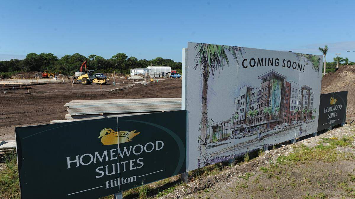 Construction is under way for the Hilton Homewood Suites near The Mall at University Town Center. 
 GRANT JEFFERIES/Bradenton Herald