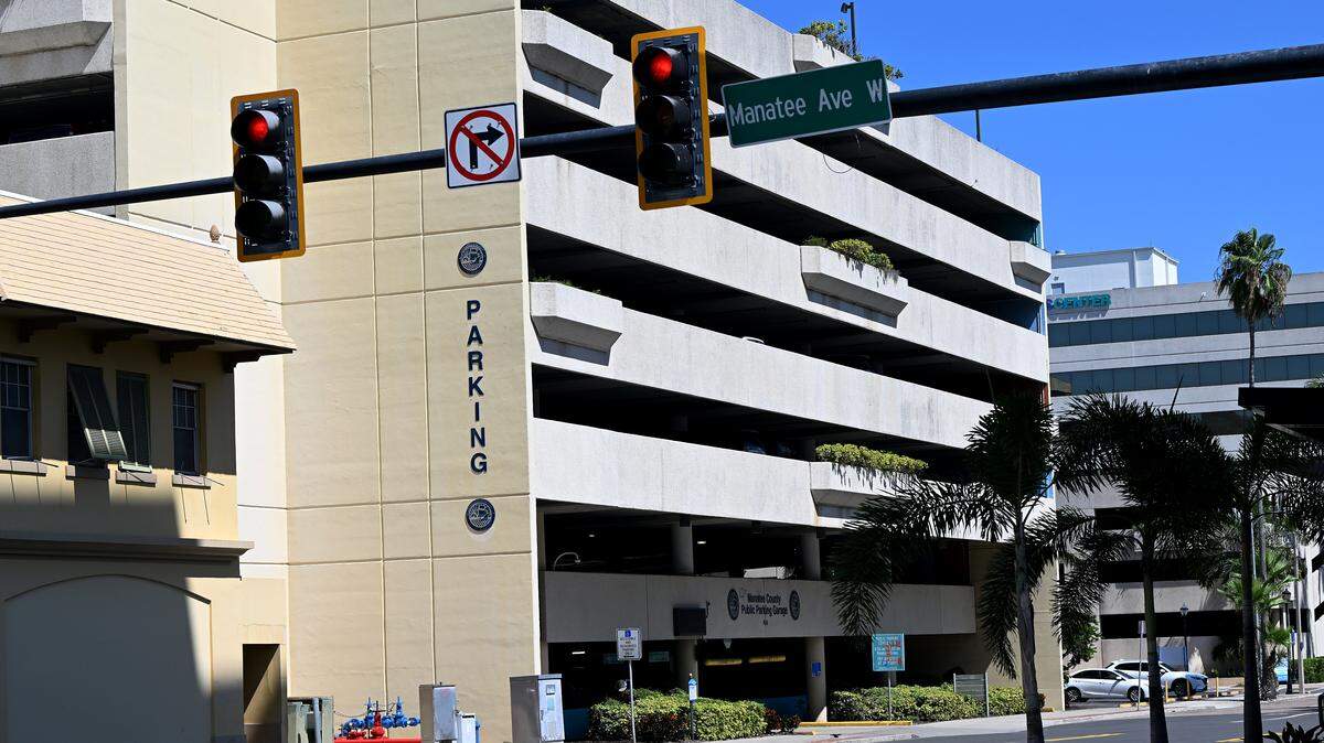 Manatee County is accepting proposals to develop some of its properties on Manatee Avenue including the aging parking garage. According to the invitation to negotiate, ideal projects could bring housing, a fitness center and/or a grocery store to downtown Bradenton.