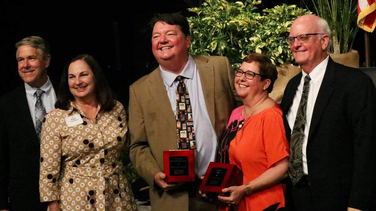 6/24/2021--John and Amanda Horne accepted the Manatee Chamber of Commerce’s fourth-annual Robert P. Bartz Award for Outstanding Leadership this week. They are shown above with Phill Baker and Vicki Bartz at left and Bob Turner at right.