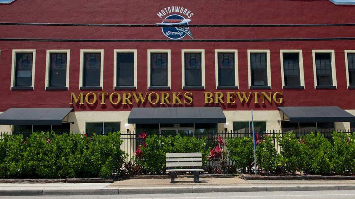 Owners of Motorworks Brewing invested in downtown Bradenton with the understanding that they were part of the city's vision of an entertainment district. However, they question how the city can have an entertainment district if it won't fix its noise ordiance. PAUL VIDELA/Bradenton Herald file photo