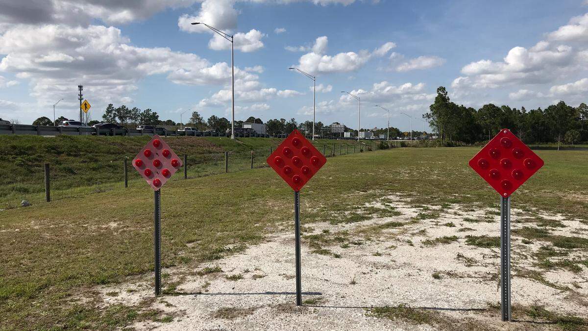 A new five-story hotel and 7,000-square-foot restaurant is proposed for east of Interstate 75 and north of University Parkway at Lakewood Ranch.