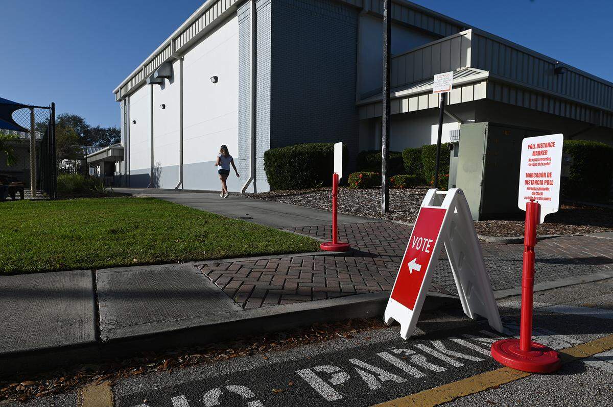 A voter heads to the poll at G.T. Bray Nov. 8, 2022 for the midterm elections.
