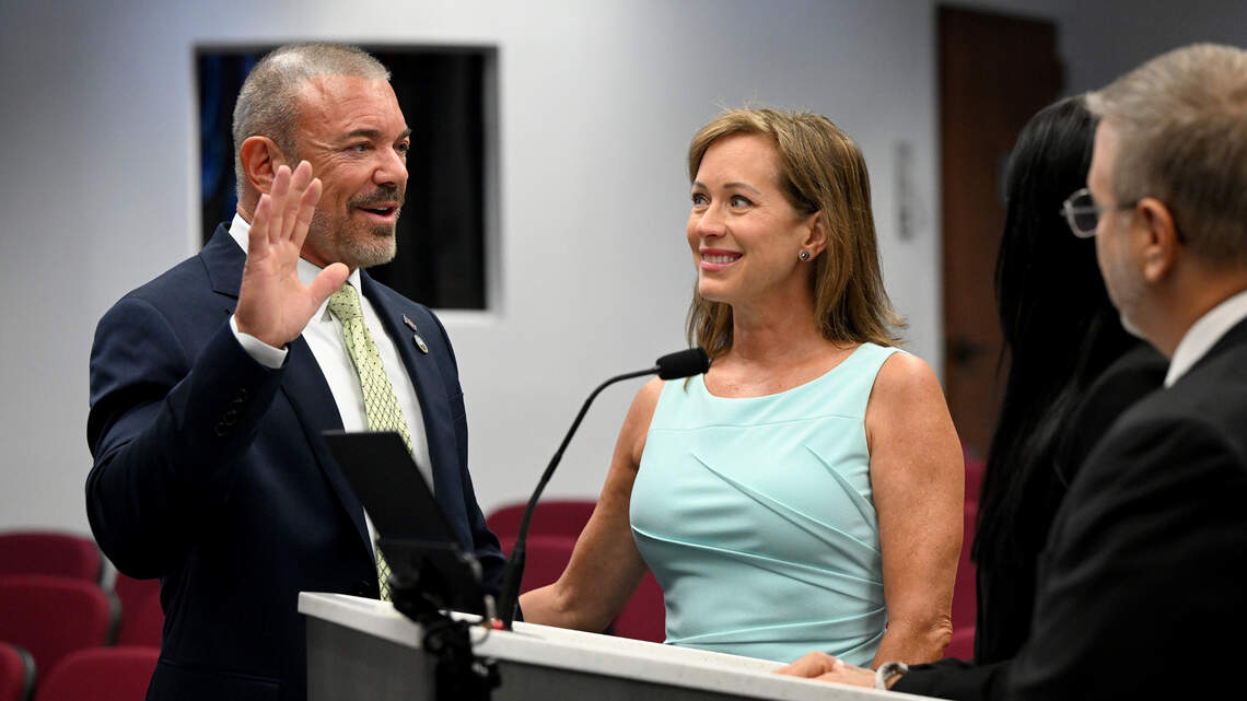 Manatee County welcomes new commissioner appointed by DeSantis to fill Baugh’s seat