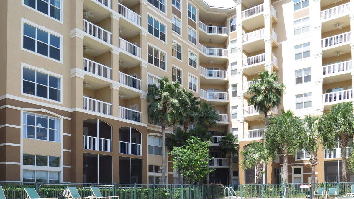 Six years after its developer defaulted on a $28 million construction loan, the River Dance Condominiums are fully occupied and are seeing units gaining value. The building and its associations won "community of the year" honors last week from a statewide organizatin that evaluates condo develpments and homeowners associations. MATT M. JOHNSON/Bradenton Herald