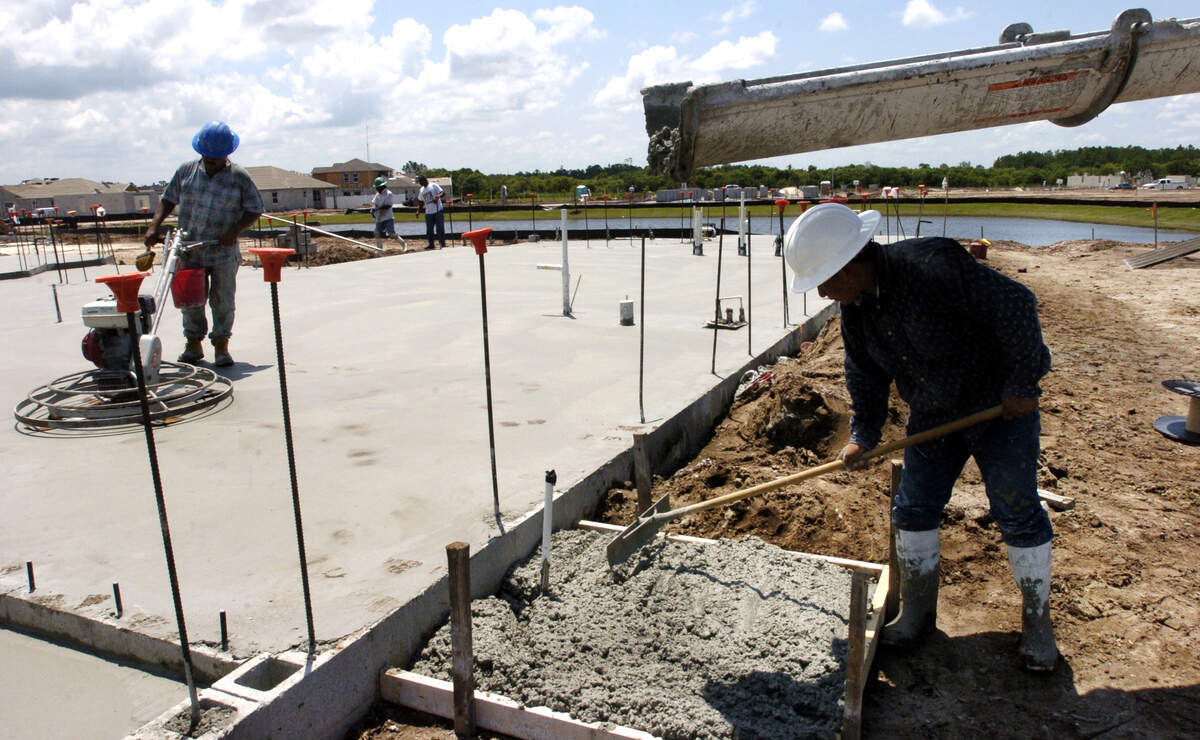 The Kolter Group of West Palm Beach recently paid $12.5 million for 250 acres of Lakewood Ranch land, where it plans to build a 55-plus community called Cresswind. It would be the second age-restricted community at Lakewood Ranch. It was unknown when construction, similar to that shown above, might begin.