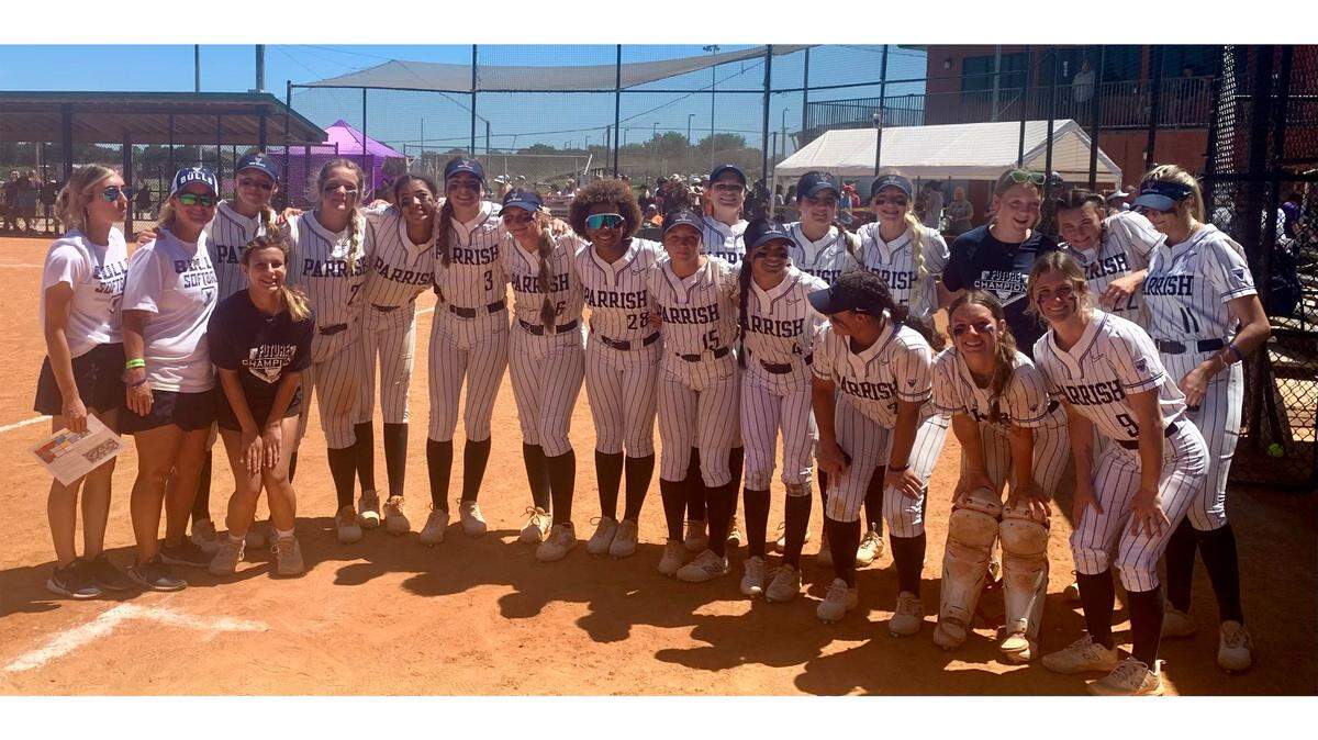 Parrish Community High School’s softball team, the Bulls, defeated Winter Garden Horizon, 6-1, in the Class 5A state semifinals Thursday in Clermont, Florida.