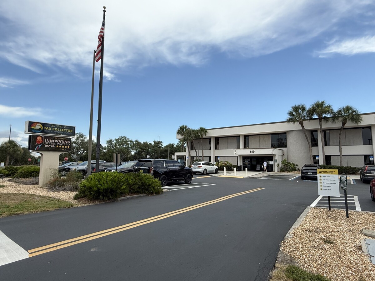 The Manatee County Tax Collector’s Office at 819 301 Blvd. W., Bradenton. Since 2024, the tax collector’s office and the school district have been at odds over fees charged to the district to collect a voter-approved property tax that funds education.