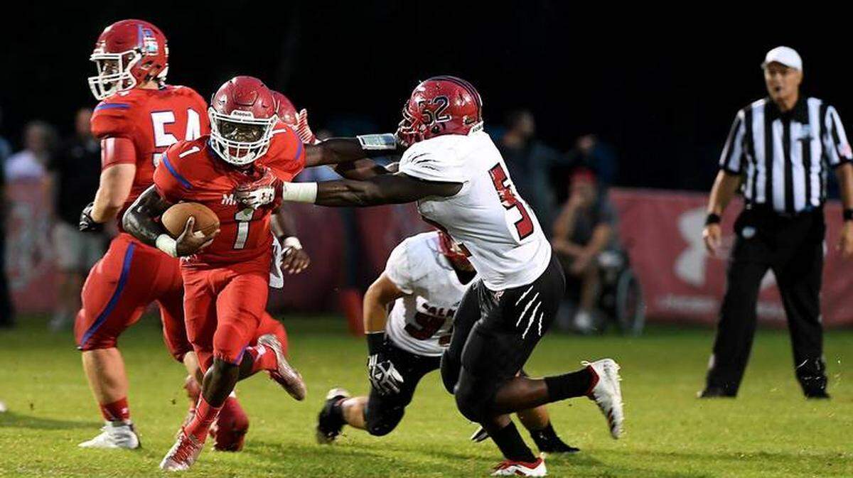 Senior Keyon Fordham scored two touchdowns last week against Kissimmee Osceola to lead Manatee into a Class 8A-Region 2 semifinal matchup against Riverview.