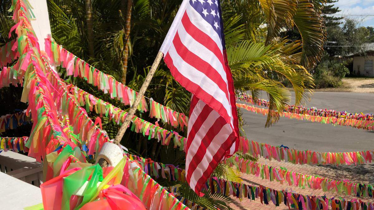 2/2/2021--Anna Maria resident Cathy Tobias plans to unfurl a memorial chain on the beach Feb. 16, commemorating the more than 26,000 Floridians who have died of COVID-19. The chain contains one ribbon for each person who has died during the pandemic and is estimated to be more than two football fields long.
