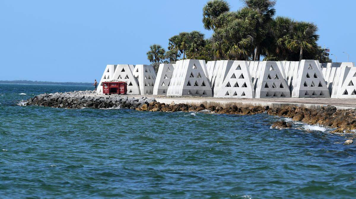 Cement structures near the Sunshine Skyway Bridge in Manatee County will reduce erosion and help water quality, according to the state.