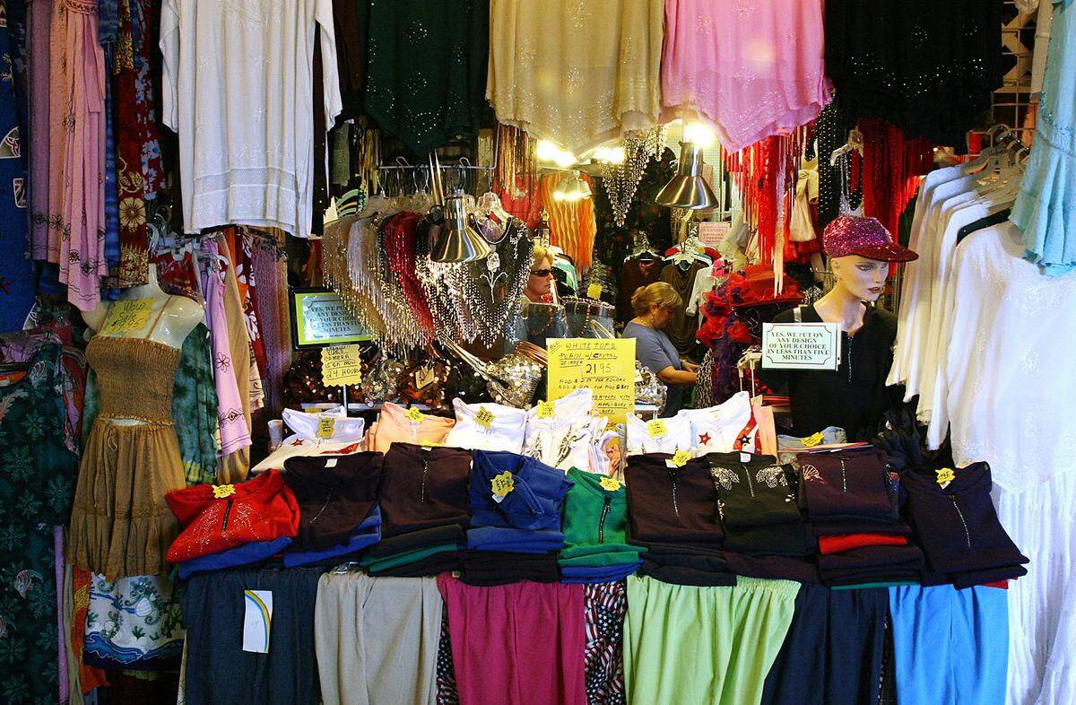 At the Red Barn Flea Market, browse the wares of more than 600 vendors. Offerings include clothing, home decor, sporting goods, garage sale finds, local art and fresh produce.