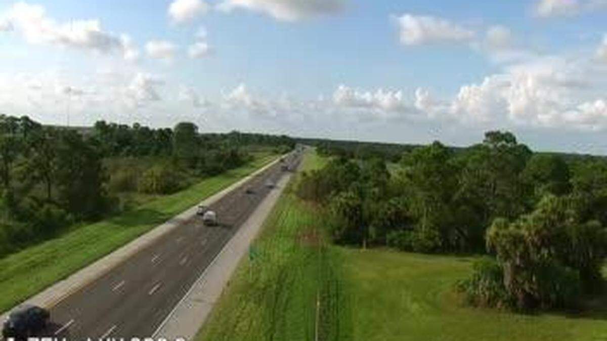 Emergency officials are on the scene of a crash that has shut down all but one lane of southbound Interstate 75 in Nokomis, near mile marker 199.