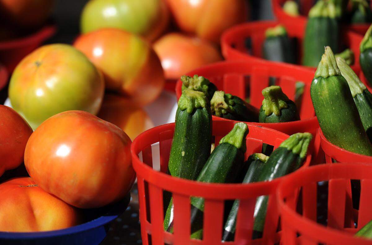 The Anna Maria Farmers Market returns Oct. 13 with a focus on fresh produce and safety during the COVID-19 pandemic.