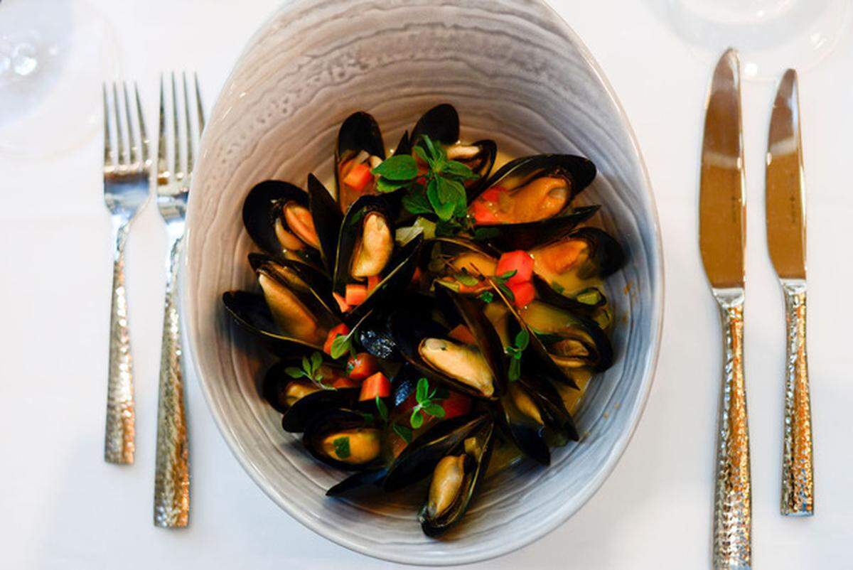 Château 13 Restaurant & Wine Bar offers five different preparations of PEI Mussels.