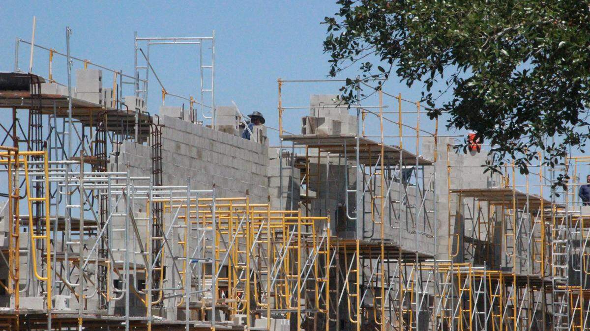 Tenants are expected to begin moving into the Shoppes at Commerce Park in August at Lakewood Ranch. Skyline Chili would be one of the anchor tenants.