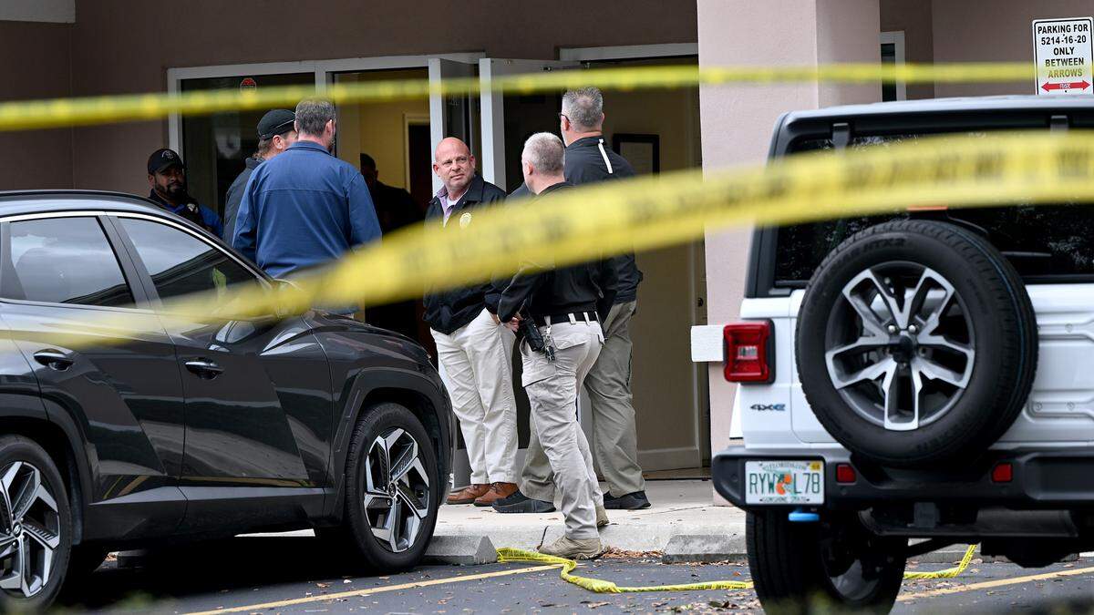 Bradenton Police investigate the scene of a shooting that left one woman dead and one severely injured on Thursday, Jan. 15, 2026. The injured woman was transported to HCA Florida Blake Hospital, police said.