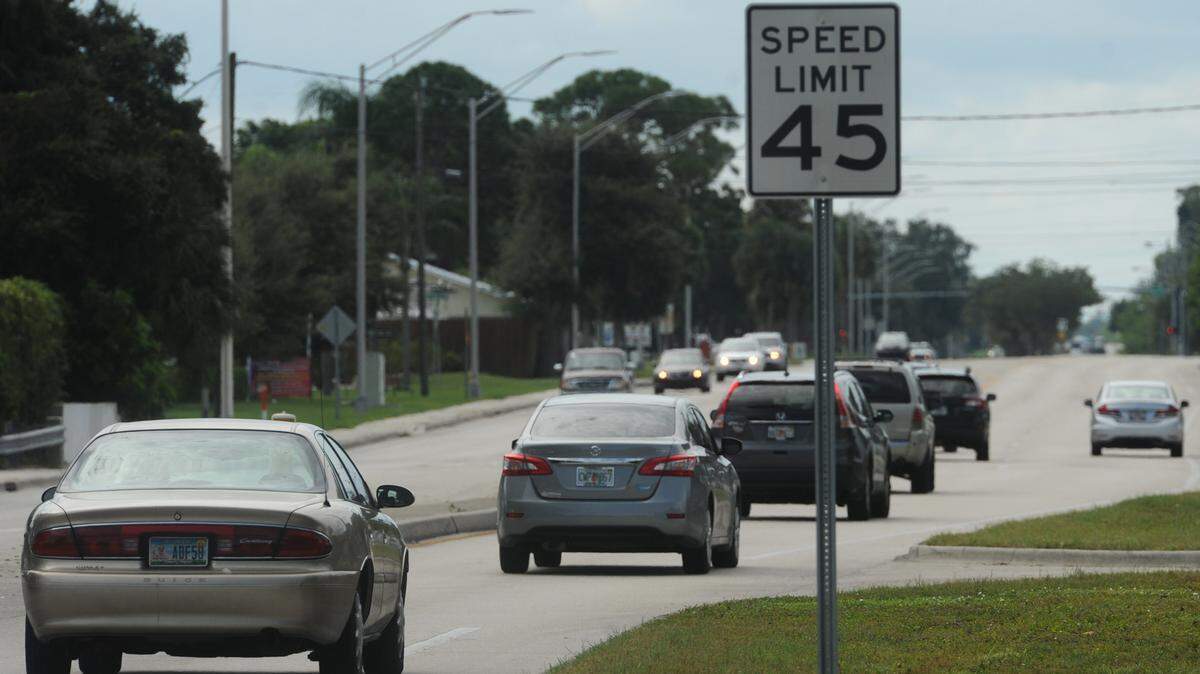 The current speed limit in the 1800 block of 75th Street West is 45mph. The Manatee County commission was considering raising speed limits on certain roads in the county, which will include the El Conquistador/75th Street West corridor. 
 GRANT JEFFERIES/Bradenton Herald