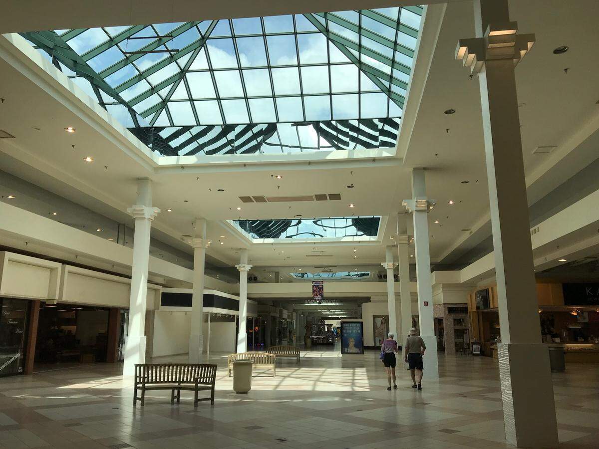 The owners of Midtown DeSoto Square mall were able to avoid a summary judgment Tuesday in a foreclosure suit brought by Romspen U.S. Master Mortgage LP, which is seeking repayment of nearly $22 million.