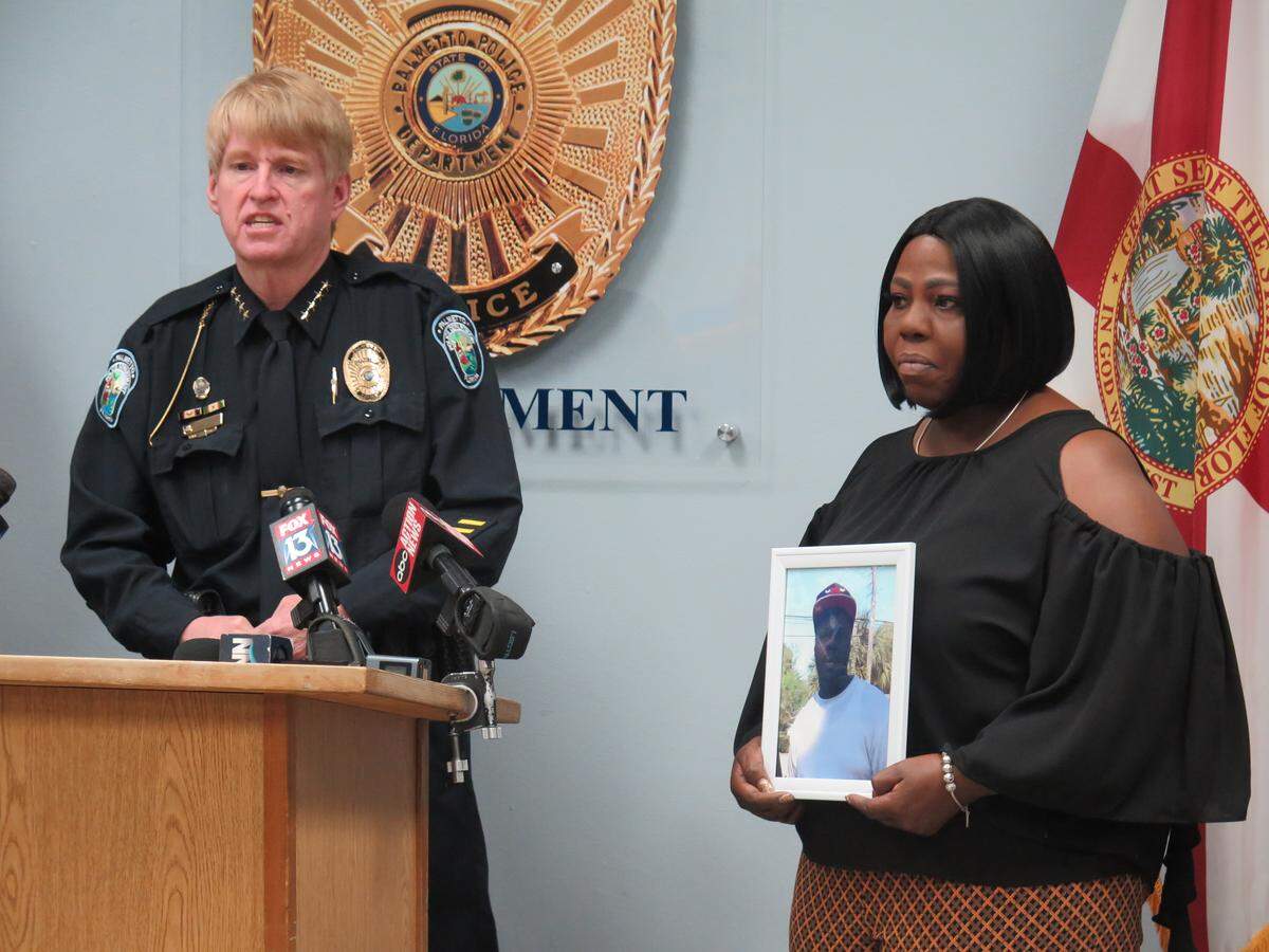6/14/2019--Palmetto Police Chief Scott Tyler and Tonya Thomas asked the community for information and tips that would help detectives make an arrest in the investigation into the March 22, 2014 shooting death of Thomas’s son, 26-year-old Javare Thomas.