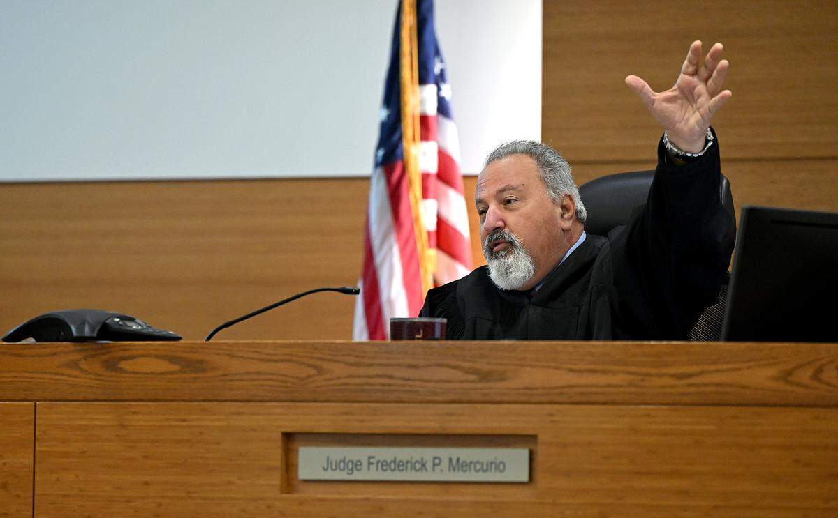 Judge Frederick Mercurio addresses the court Wednesday morning for a 2nd degree murder trial. Shamar Johnson appeared in court at the Manatee County Judicial Center for the 2021 shooting that killed Cecil Richardson.