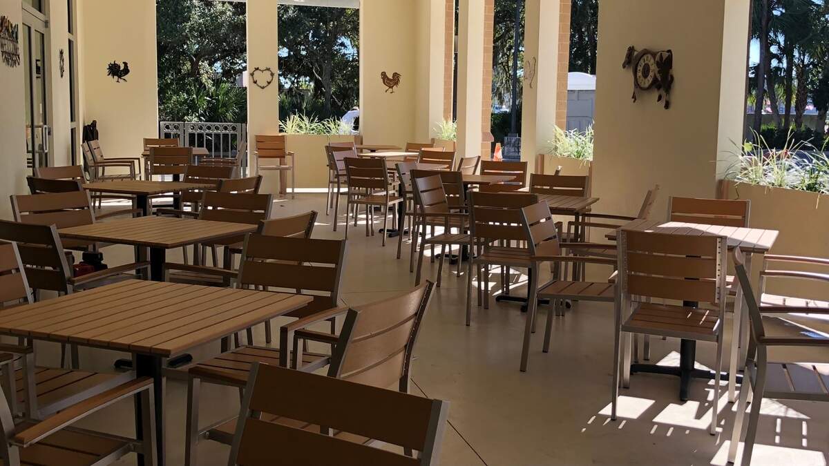 Noreen and Ross Edlund plan to open their newest Skillets’ restaurant by mid-June in School House Plaza, 9722 State Road 64 E., across from Carlos E. Haile Middle School. Skillets is a breakfast and lunch restaurant. Shown above is a view of their Sarasota restaurant.