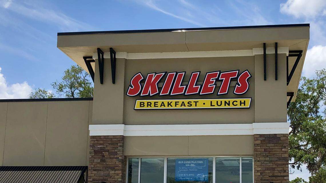 5/27/2021--Noreen and Ross Edlund plan to open their newest Skillets’ restaurant by mid-June in School House Plaza, 9722 State Road 64 E., across from Carlos E. Haile Middle School. Skillets is a breakfast and lunch restaurant. Shown above is an interior view of their Sarasota restaurant.