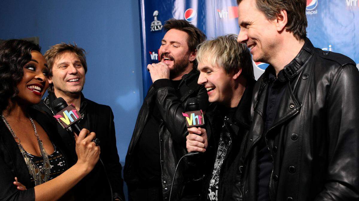 Janell Snowden of VH1 interviews Duran Duran before their performance during the Pepsi Super Bowl Fan Jam held at the Verizon Theatre in Grand Prairie, Texas, on Thursday February 3, 2011. (Khampha Bouaphanh/Fort Worth Star-Telegram/MCT)