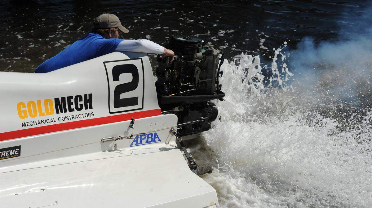 Lee Daniel tests the engine of his race boat Friday at the Palmetto boat ramp in preparation for the Bradenton Area River Regatta on Saturday. 
 GRANT JEFFERIES/Bradenton Herald