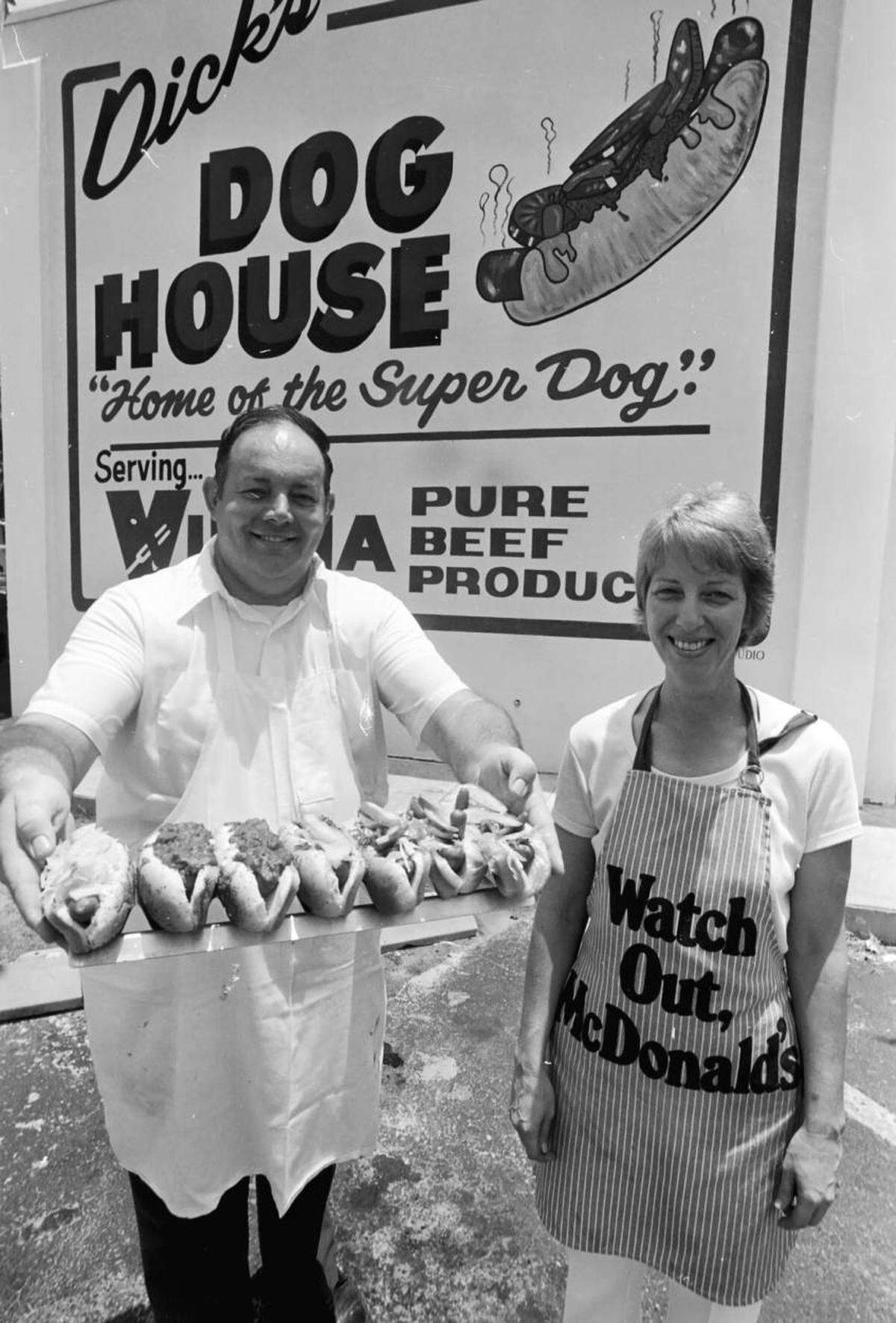 Dick’s Dog House in June of 1978, in Bradenton