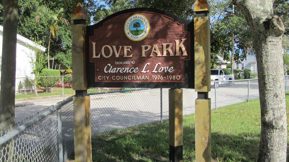Love Park in central Bradenton was the focus of community attention during last year's MLK Service Day, a time when people often better their communities rather than just take a day off. This coming January 18, 2016, on MLK Service Day, more service projects like the refurbishing of Love Park are expected to be carried out in Manatee and Sarasota counties. 
 PROVIDED PHOTO