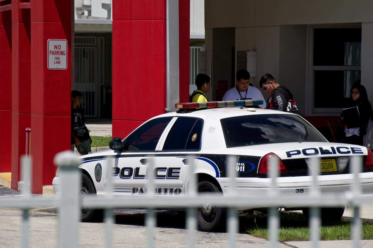 Authorities have arrested a 13-year-old from Bradenton as the teen who fired a gun during Palmetto High Schools’ spring football game and they are investigating how the teen obtained the gun. 05,20,2022