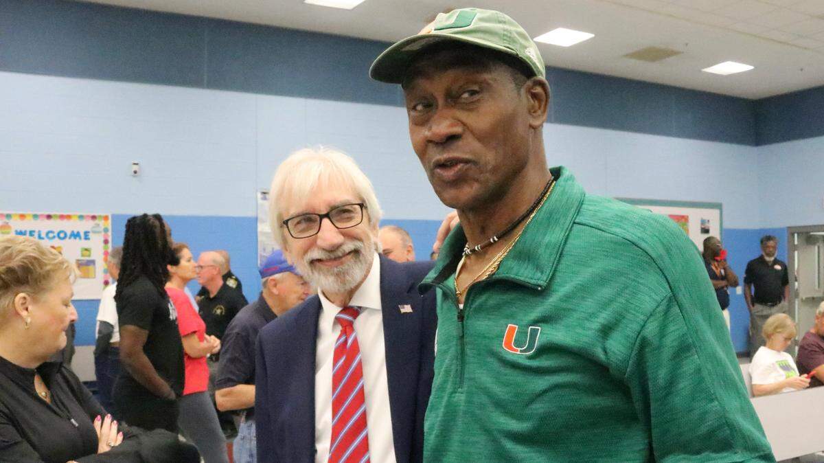 Ray Bellamy, right, is shown with Judge Gilbert Smith of the Bradenton Kiwanis Club 11/21/2023 during Bellamy’s 39th annual Thanksgiving turkey drive.