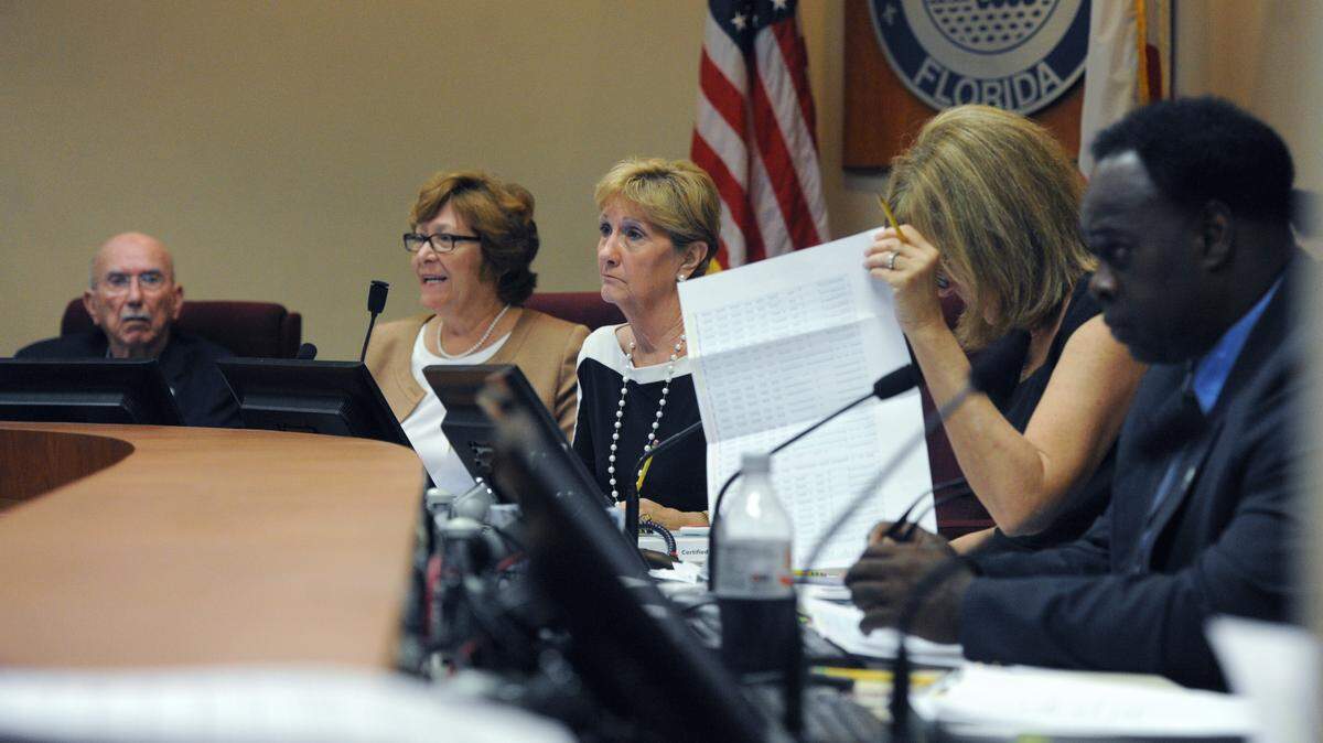 Manatee County commissioners listen to consultants and to the public as they consider raising impact fees to pay for future growth in the county. 
 GRANT JEFFERIES/Bradenton Herald