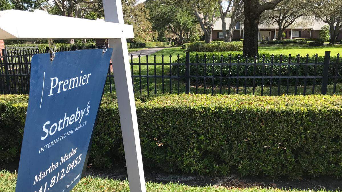 It was a record year in 2018 for real estate agents as they sold more homes at a higher average price than in 2017 in both the Bradenton and Sarasota areas. The home shown above is currently on the market.