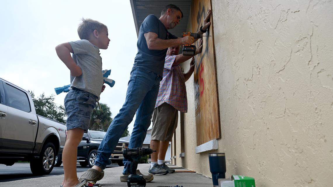 Staying at home for Hurricane Milton? Here’s a Manatee County disaster kit guide