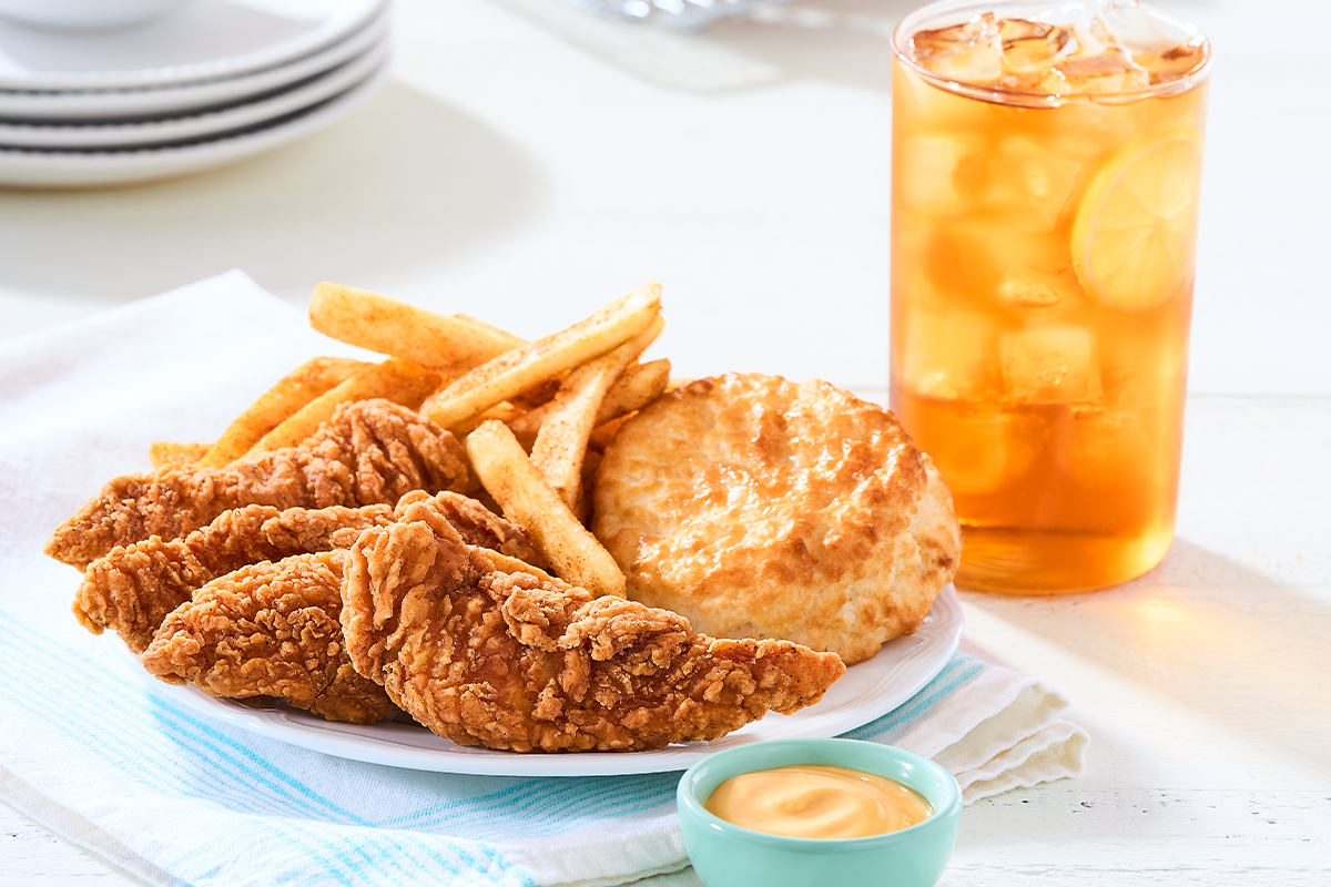 North Carolina-based Bojangles is popular for their fried chicken, biscuits and sweet tea. The chain has plans for a Bradenton, Florida restaurant at 613 Cortez Rd. W.